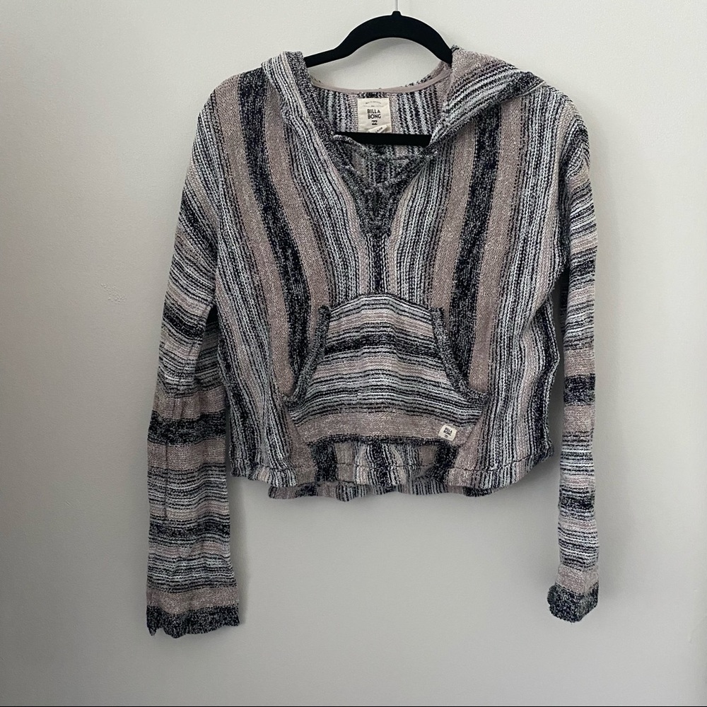 Billabong pullover sweater